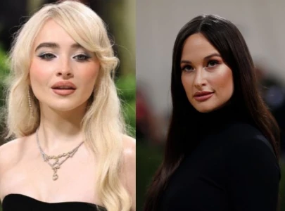 sabrina carpenter and kacey musgraves perform these boots are made for walkin cover at outside lands