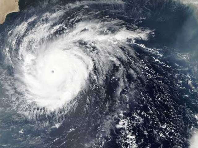 tropical cyclone alert karachi braces for intensifying low pressure system in arabian sea tropical cyclone alert karachi braces for intensifying low pressure system in arabian sea