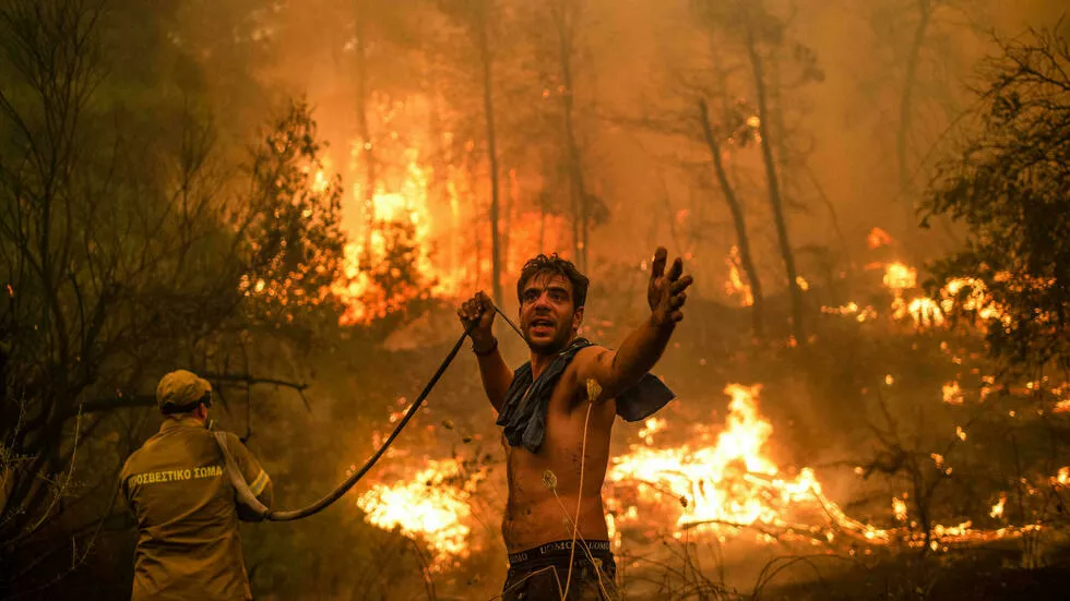 greece s worst heatwave in decades fanned deadly wildfires that burned nearly 100 000 hectares afp greece s worst heatwave in decades fanned deadly wildfires that burned nearly 100 000 hectares afp