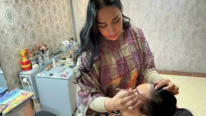 beauty salon a women s haven in the taliban s kabul