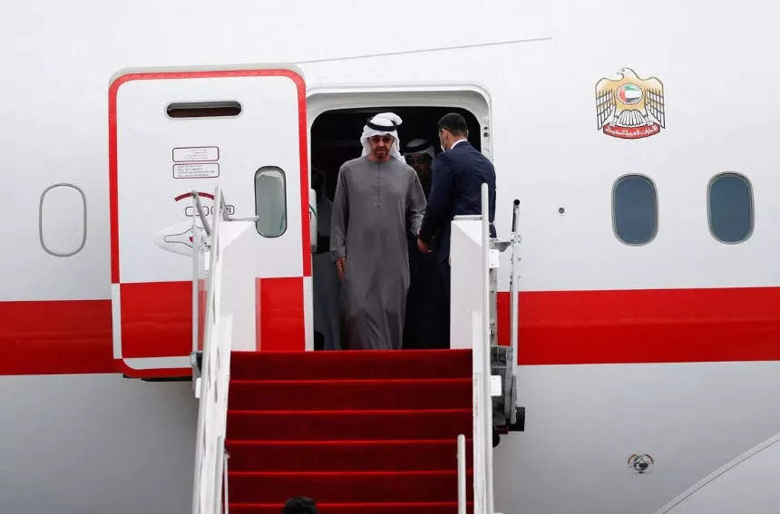 united arab emirates president sheikh mohammed bin zayed al nahyan descends from the plane as he arrives at ngurah rai international airport ahead of the g20 summit in bali indonesia november 14 2022 reuters ajeng dinar ulfiana pool file photo united arab emirates president sheikh mohammed bin zayed al nahyan descends from the plane as he arrives at ngurah rai international airport ahead of the g20 summit in bali indonesia november 14 2022 reuters ajeng dinar ulfiana pool file photo