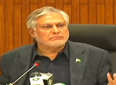 defiant dar refuses to step down