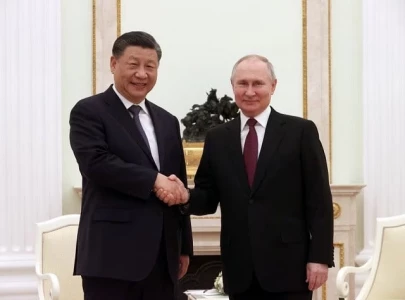 putin praised by china s xi on visit to moscow