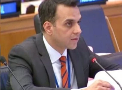 at unsc pak diplomat hits back at india