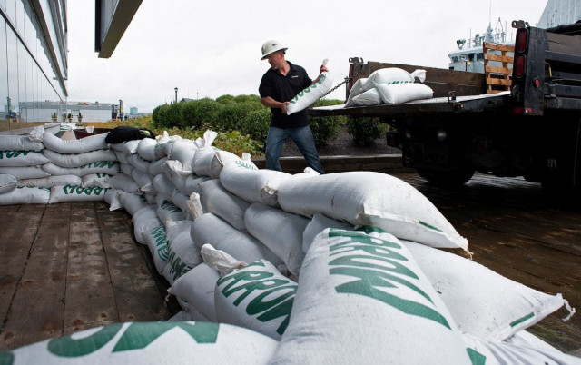 canada braces for possibly historic storm in hurricane fiona canada braces for possibly historic storm in hurricane fiona