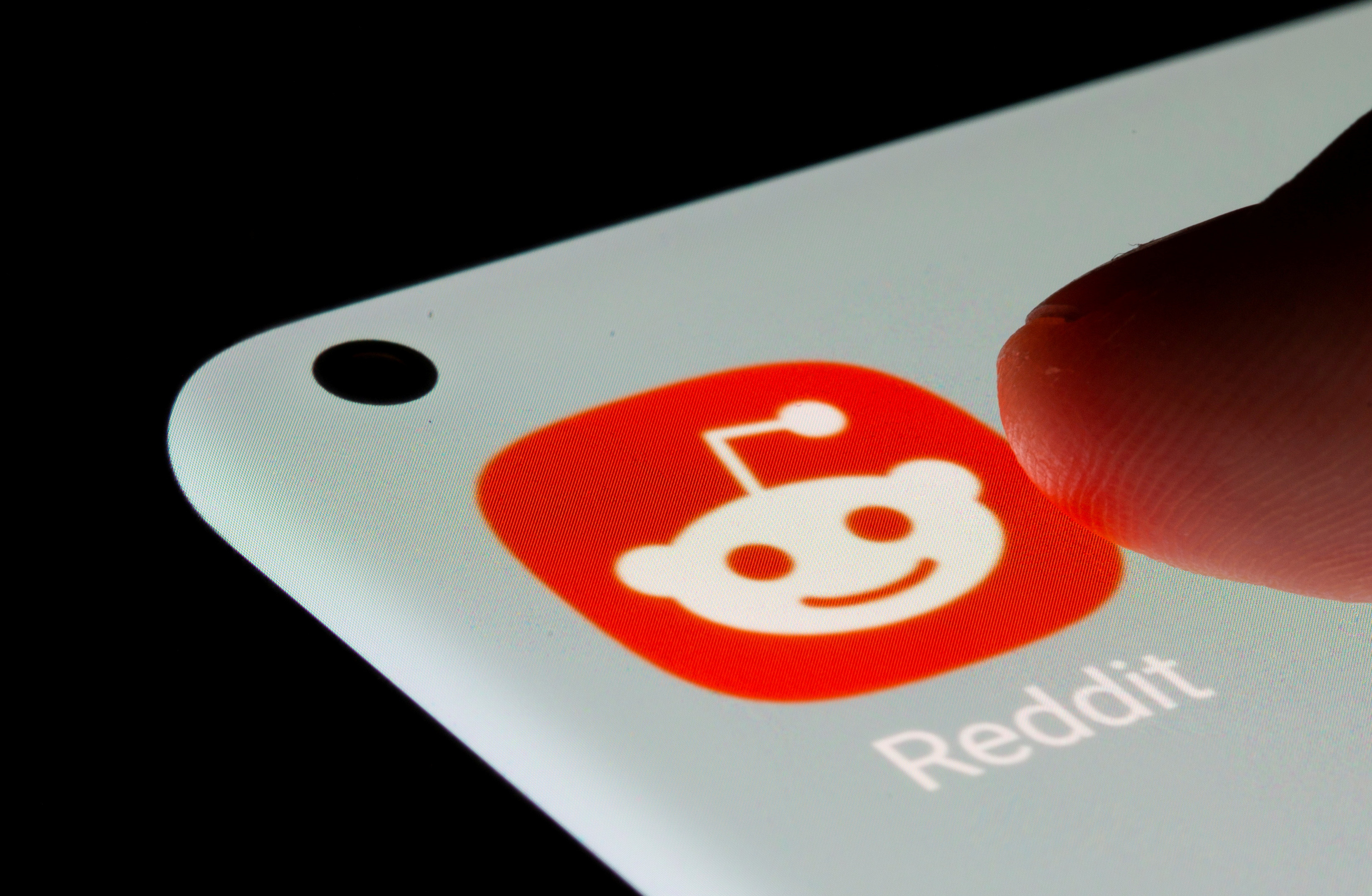 reddit is removing years of chat history