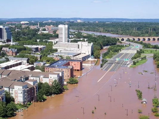 roads are covered in floodwaters caused by the remnants of tropical storm ida which brought drenching rain flash floods and tornadoes to parts of the northeast in new brunswick new jersey u s september 2 2021 photo reuters roads are covered in floodwaters caused by the remnants of tropical storm ida which brought drenching rain flash floods and tornadoes to parts of the northeast in new brunswick new jersey u s september 2 2021 photo reuters