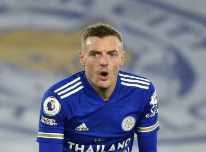 leicester s vardy to return in 10 days after hernia operation rodgers