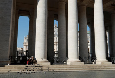 pope offers rome s homeless free covid 19 tests at vatican pope offers rome s homeless free covid 19 tests at vatican