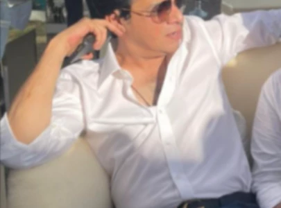 vawda takes a dig at nawaz