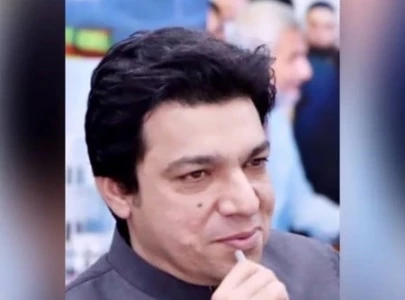 vawda puts maulana and commissioner on the back foot