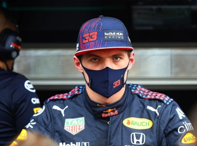 frustrated verstappen will never give up in title race