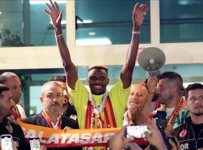 osimhen joins galatasaray on loan