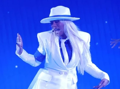 victoria mon t shines at 2024 bet awards performs hits on my mama and alright