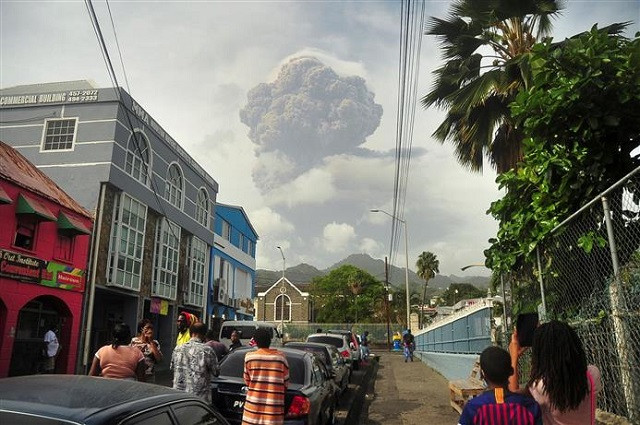 Ash and smoke billow as the La Soufriere volcano erupts in Kingstown on the eastern Caribbean island of St. Vincent April 9, 2021. PHOTO: REUTERS