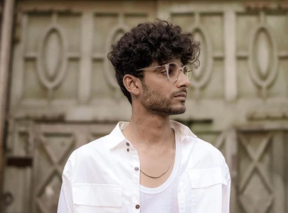 kaifi khalil s kahani suno makes it to world global charts