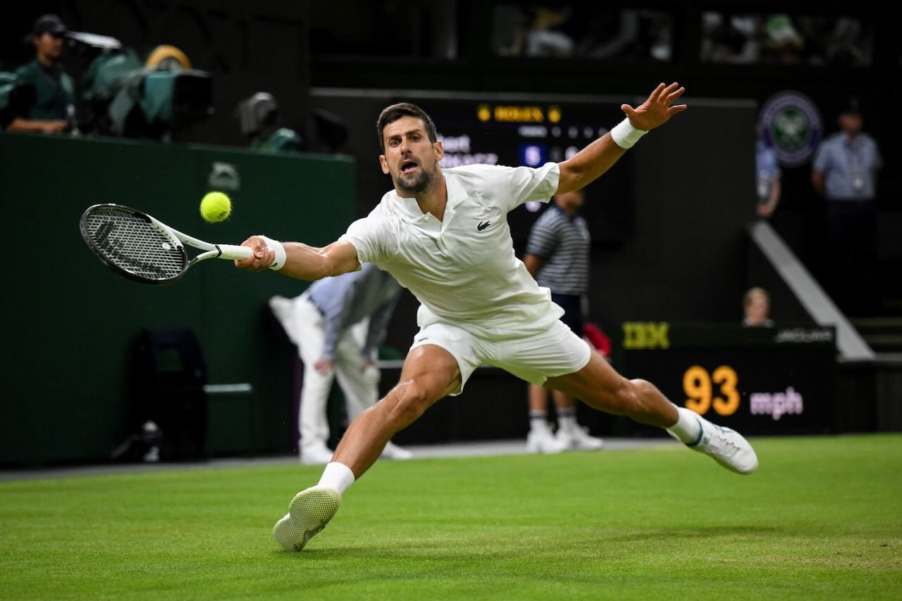 Djokovic, Alcaraz stay on track for Wimbledon showdown