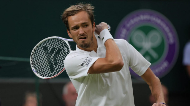 medvedev sabalenka not counting on wimbledon