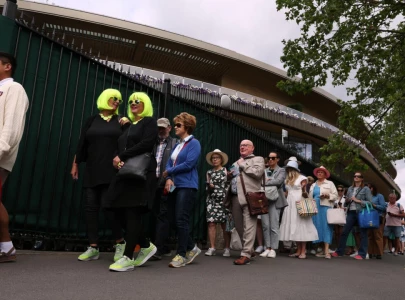 wimbledon casts spell on players fans