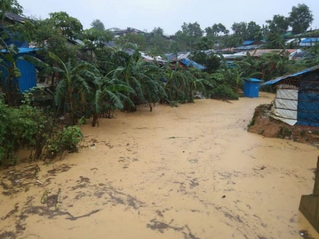 thousands displaced as floods hit bangladesh rohingya camps thousands displaced as floods hit bangladesh rohingya camps