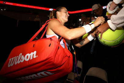 sabalenka beats pegula to reach wta finals semis