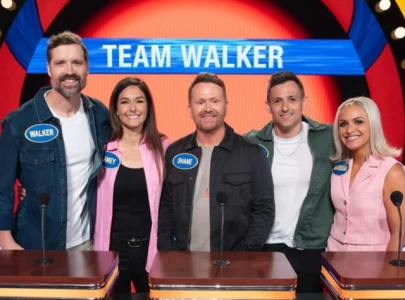 walker hayes wins 25 000 for charity on celebrity family feud