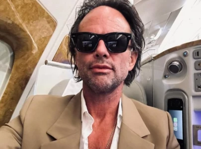 the white lotus season 3 walton goggins offers exclusive glimpse of filming