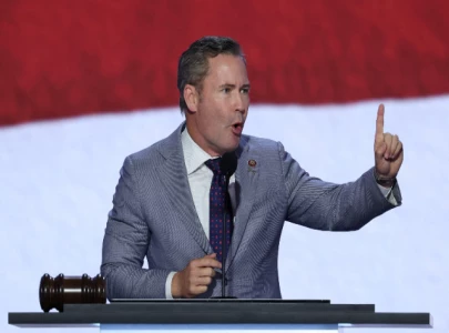 zelensky may have to step down say us republicans zelensky may have to step down say us republicans