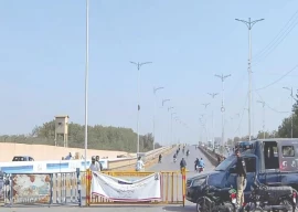 karachi traffic update routes reopened and closed due to mwm protests
