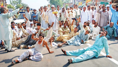 watan card protests take new turn watan card protests take new turn