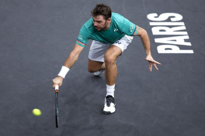 former australian open champ wawrinka reveals covid 19 fight