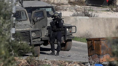 palestinian youth shot dead by israeli forces in west bank