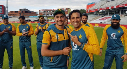 he is the one hashim amla on haider ali he is the one hashim amla on haider ali