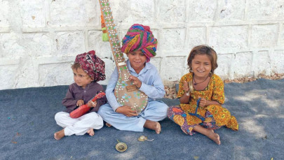 merry melodies the little songbirds of tharparkar
