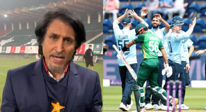 pakistan collapsed on a 400 run pitch ramiz raja