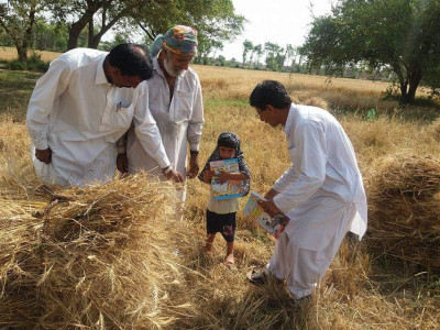 govt schoolmasters out to bring back absentees