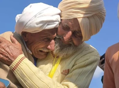 watch brothers separated during partition reunite at kartarpur