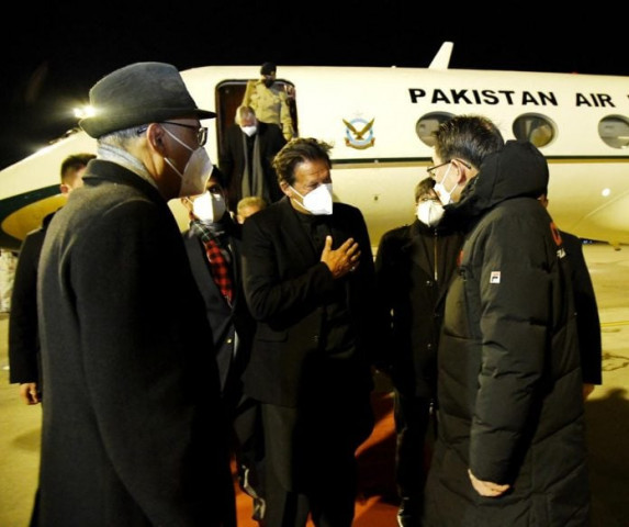 on his arrival at beijing capital international airport the premier was welcomed by the assistant foreign minister of china wu jianghao photo app on his arrival at beijing capital international airport the premier was welcomed by the assistant foreign minister of china wu jianghao photo app