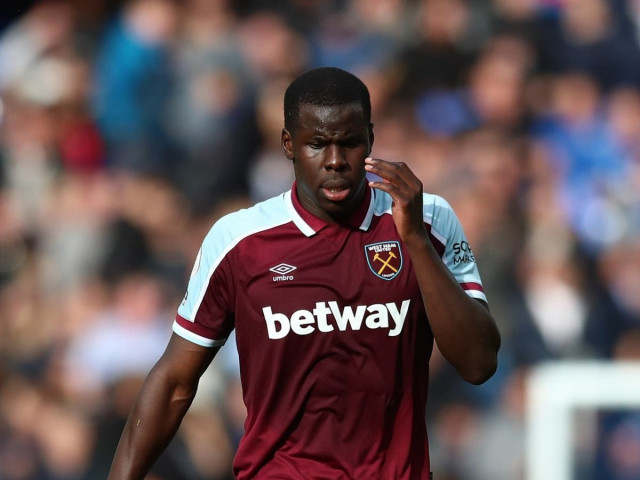 zouma apologises for abusing cat zouma apologises for abusing cat