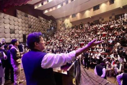 pti prepared to deal with obstacles says imran