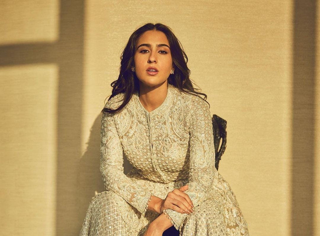 Sara Ali Khan dons ivory Faraz Manan ensemble for IIFA