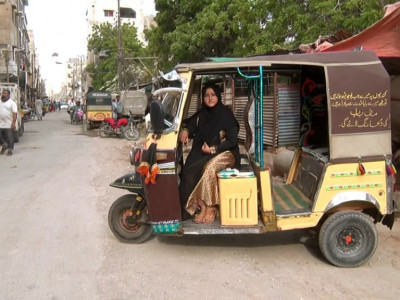 sindh govt announces free house for karachi s rickshaw girl sindh govt announces free house for karachi s rickshaw girl