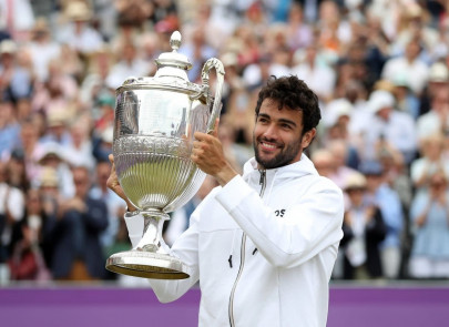 berrettini retains queen s title to join elite club berrettini retains queen s title to join elite club