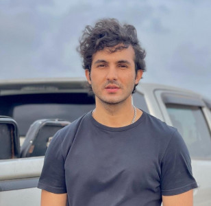 shahroz sabzwari explains why dil e veeran has just as many slaps as any other tv serial shahroz sabzwari explains why dil e veeran has just as many slaps as any other tv serial