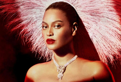 beyonce tops us songs chart for first time in over a decade