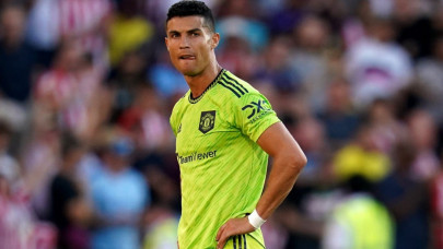 ronaldo blasts lies over man utd future ronaldo blasts lies over man utd future