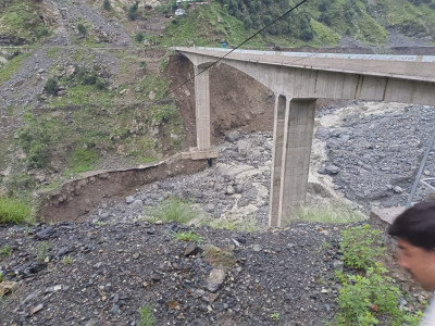 g b on brink of food crisis as kkh remains closed for heavy traffic g b on brink of food crisis as kkh remains closed for heavy traffic