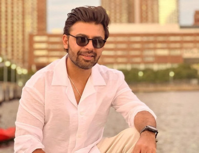 my comments were for people who mix sports with politics not indians farhan saeed responds to fan