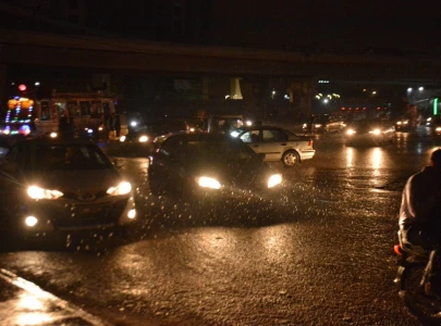 rain sends chills across karachi
