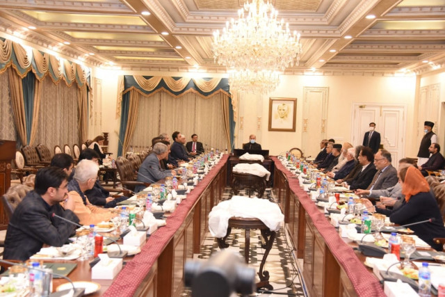 sources say the prime minister took all the allies into confidence over the appointment of the army chief photo express sources say the prime minister took all the allies into confidence over the appointment of the army chief photo express